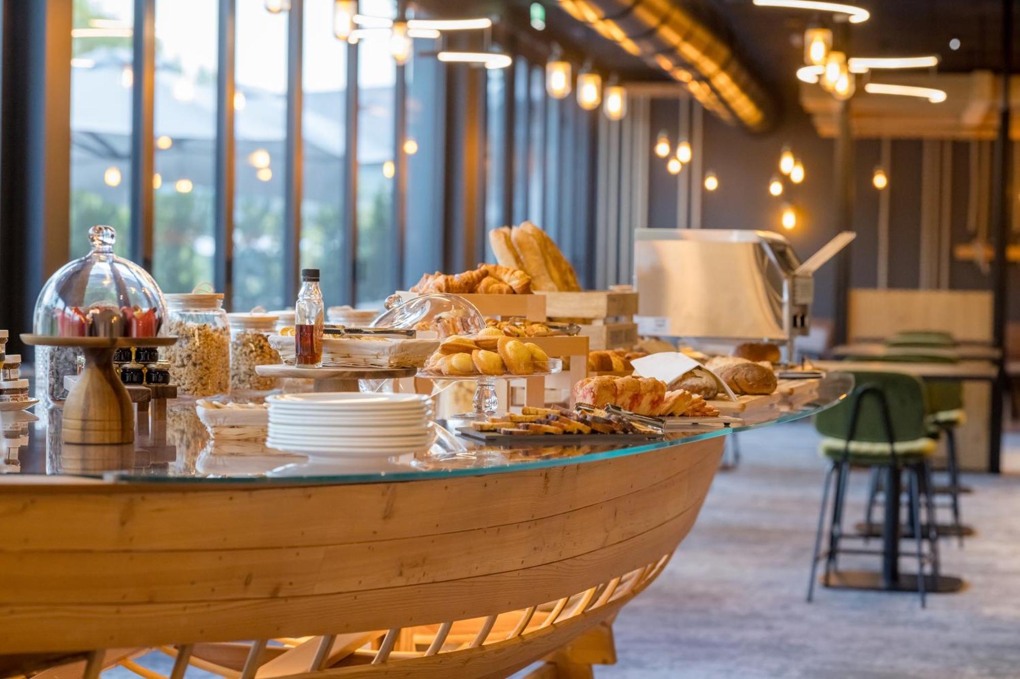 Miura Hotel 4*